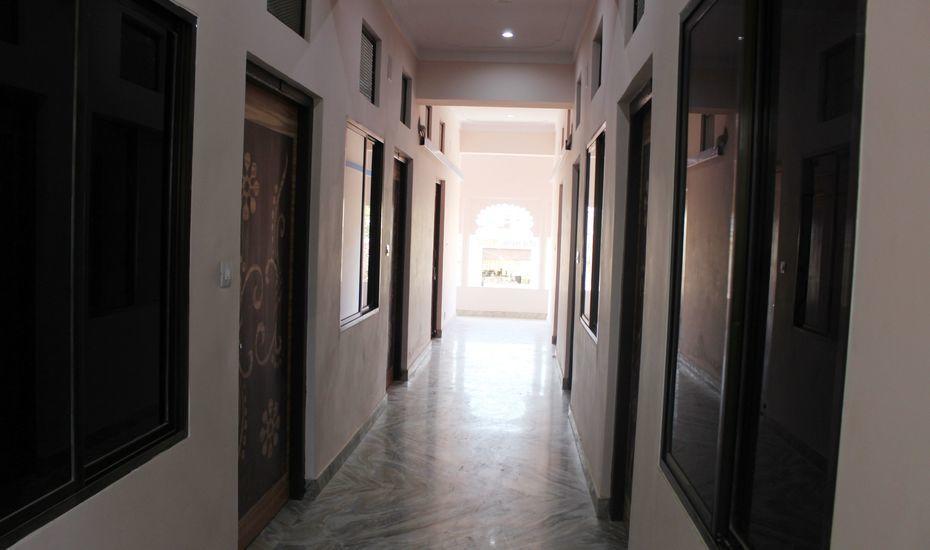 Choudhary Guest House Udaipur Extérieur photo