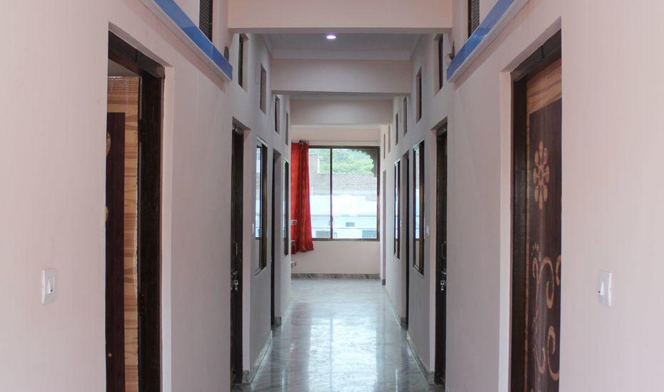 Choudhary Guest House Udaipur Extérieur photo
